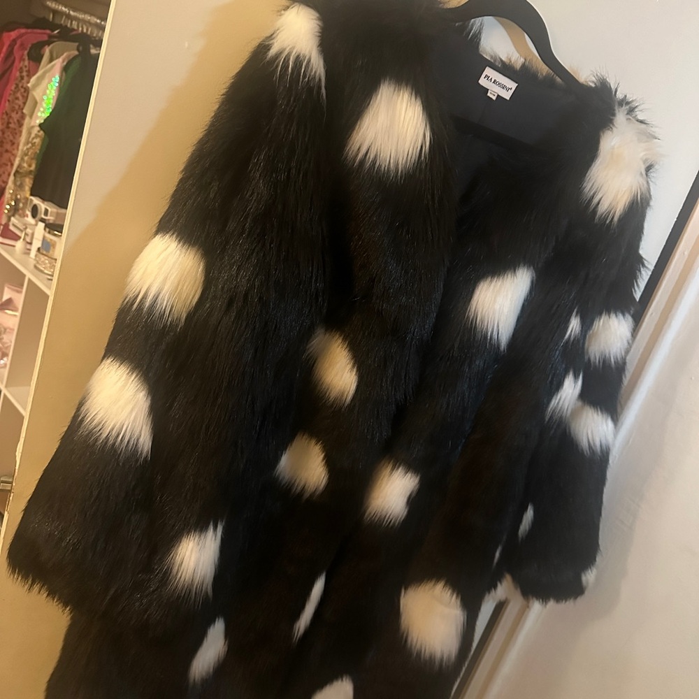Fur Jacket Black & White